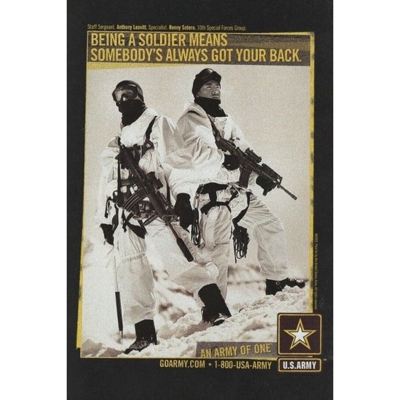 DC Hawkman #39 June 5 And In One Moment Collectible Comic Book - Picture 7 of 10